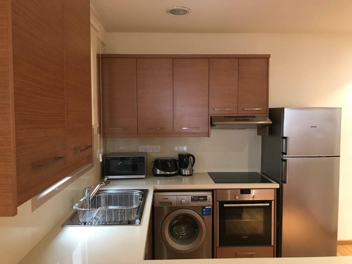 Sea View Central Apt Ithaki 라르나카 외부 사진